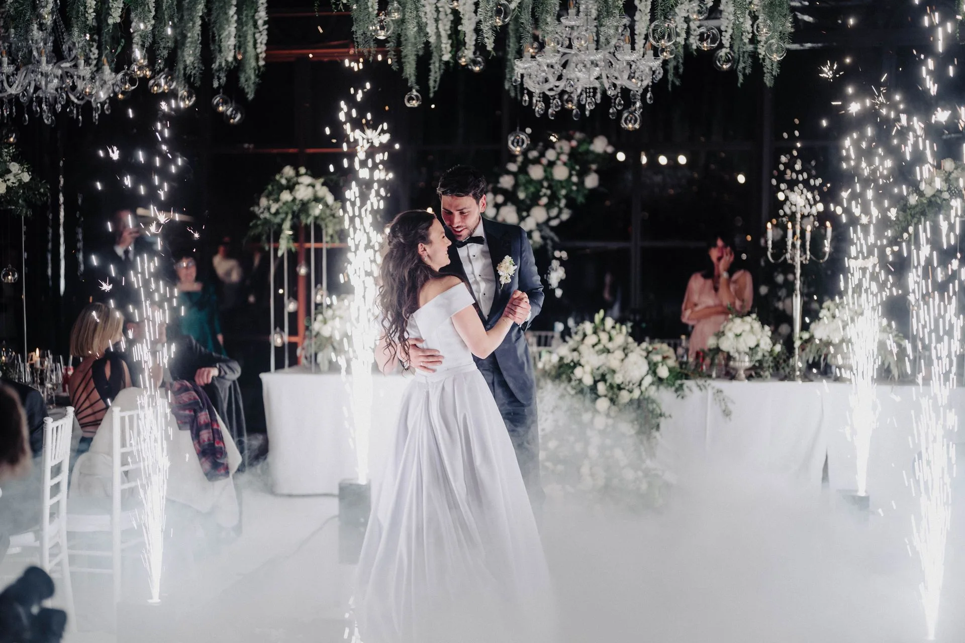 Cinematic first dance with sparkler fountains at Schloss Freudenstein